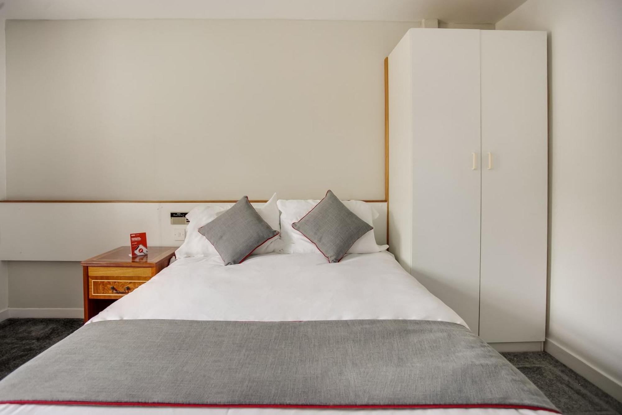 Oyo Glenpark Hotel, Ayr Central Екстер'єр фото